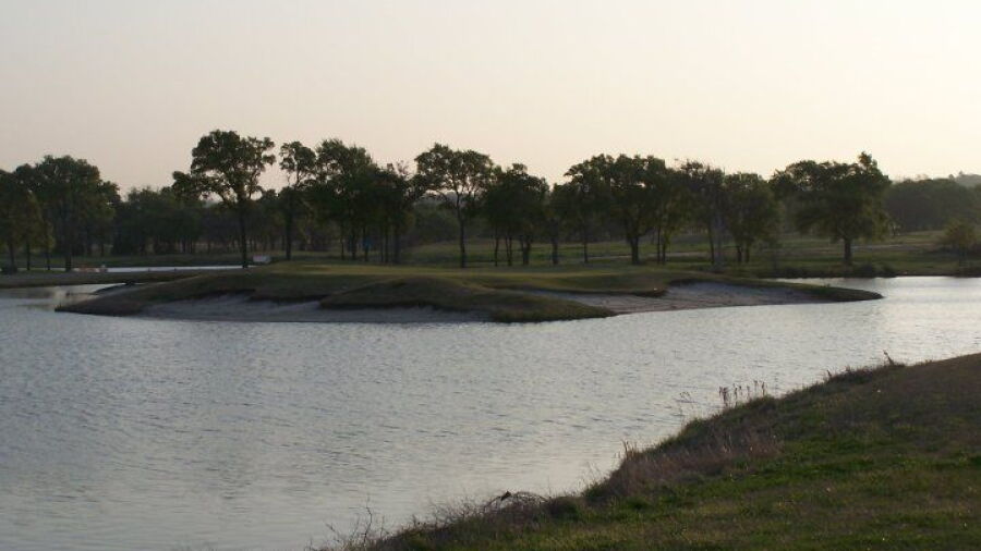 Northern Challenge GC: island green