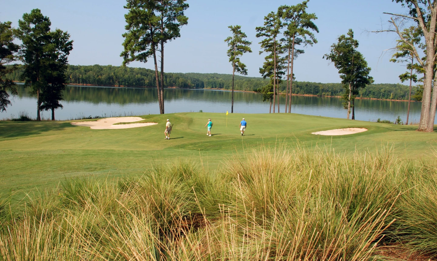 Arrowhead Pointe golf course - hole 2