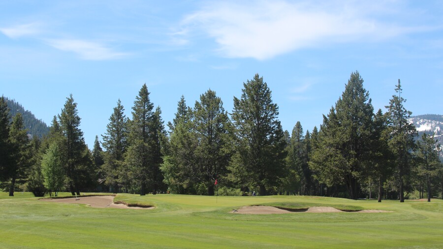 Lake Tahoe Golf Course - hole 15