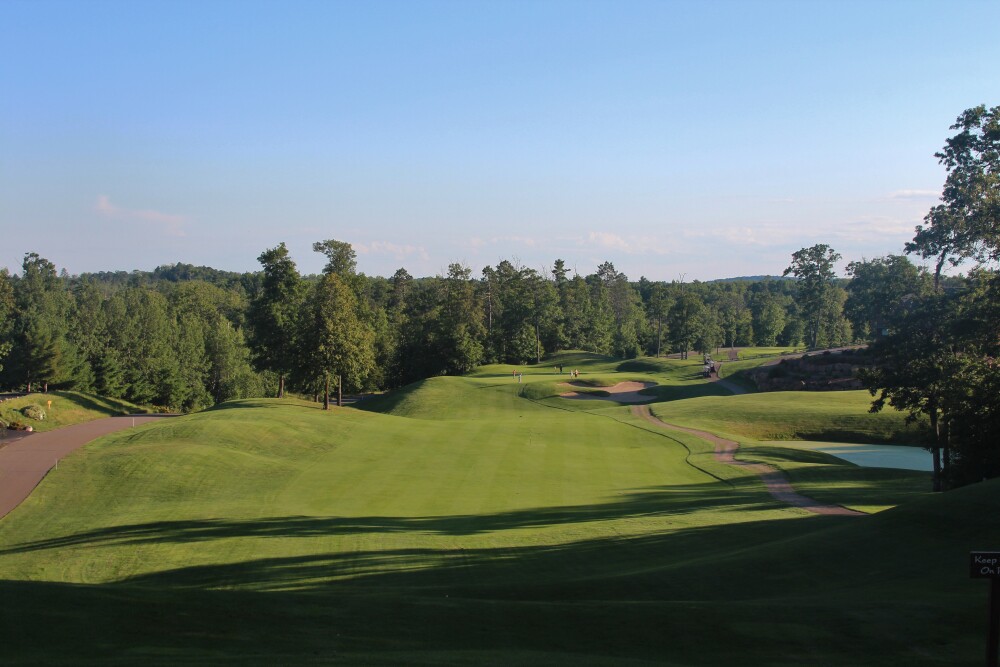Golden Eagle Golf Club - hole 18 
