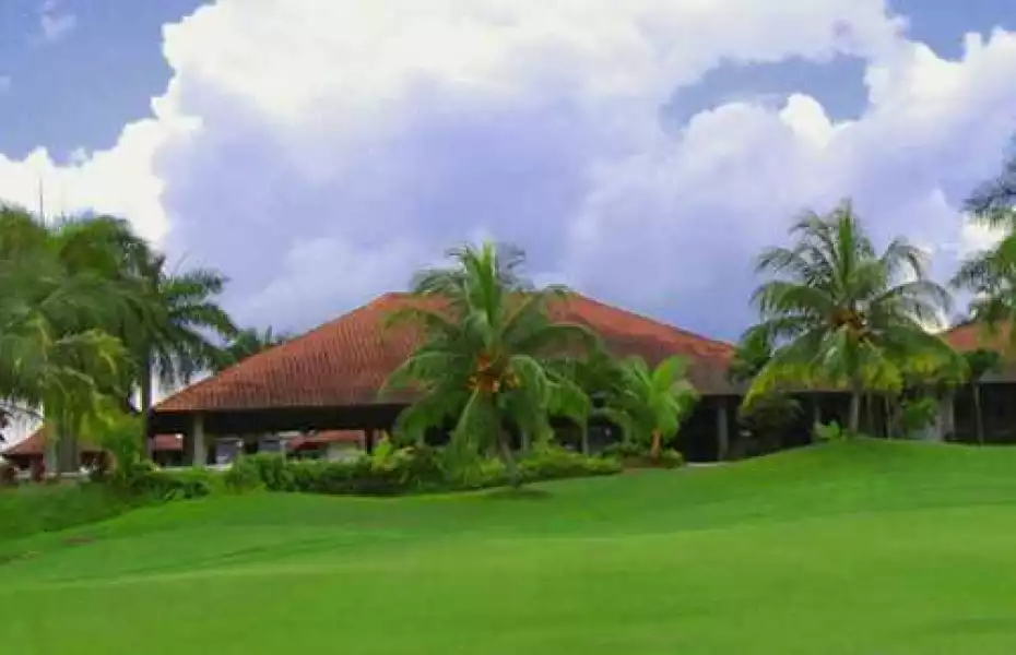 Orchard GCR: Clubhouse