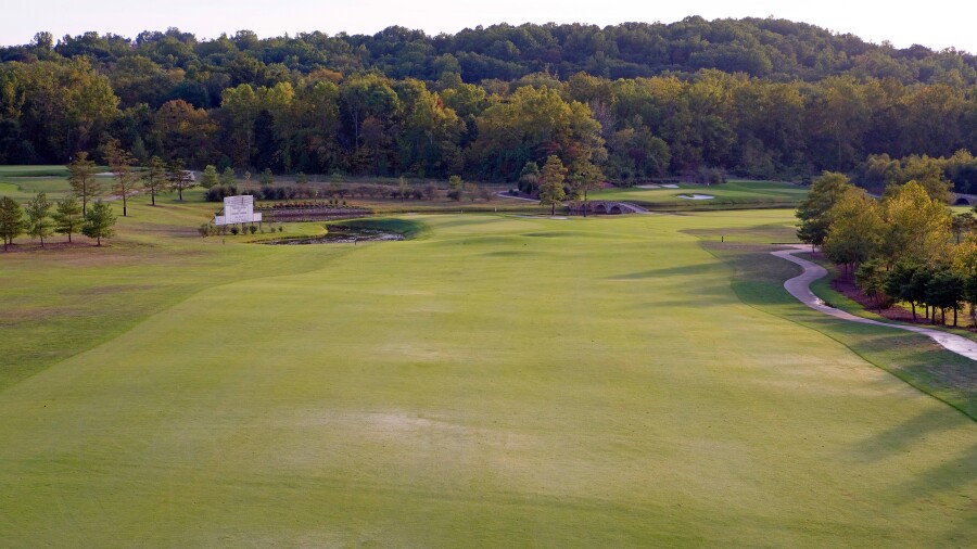 Renditions Golf Course - hole 6