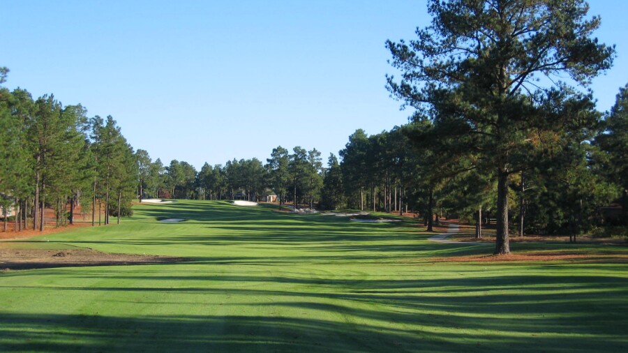 Pinehurst No. 6 golf course - hole 1