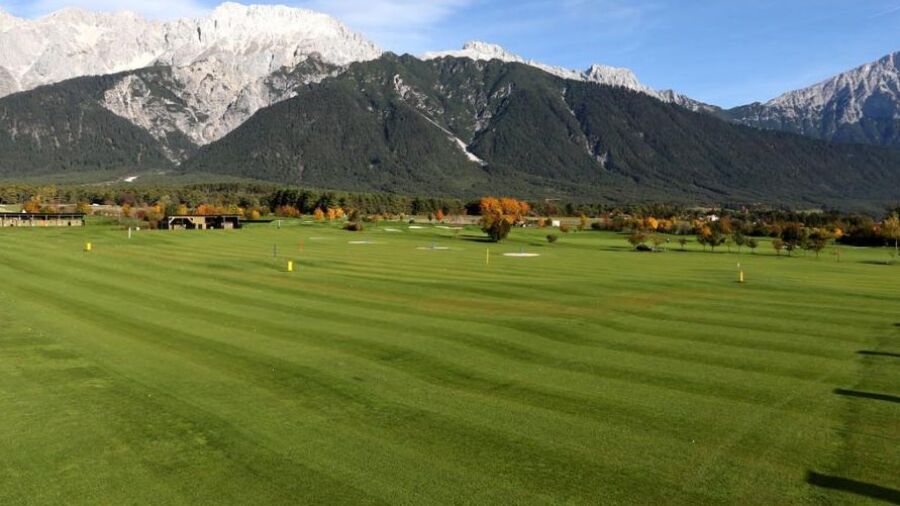Mieminger Plateau Golf Park: Driving range