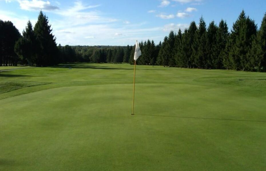 Royal Estrie Golf Club in Asbestos,