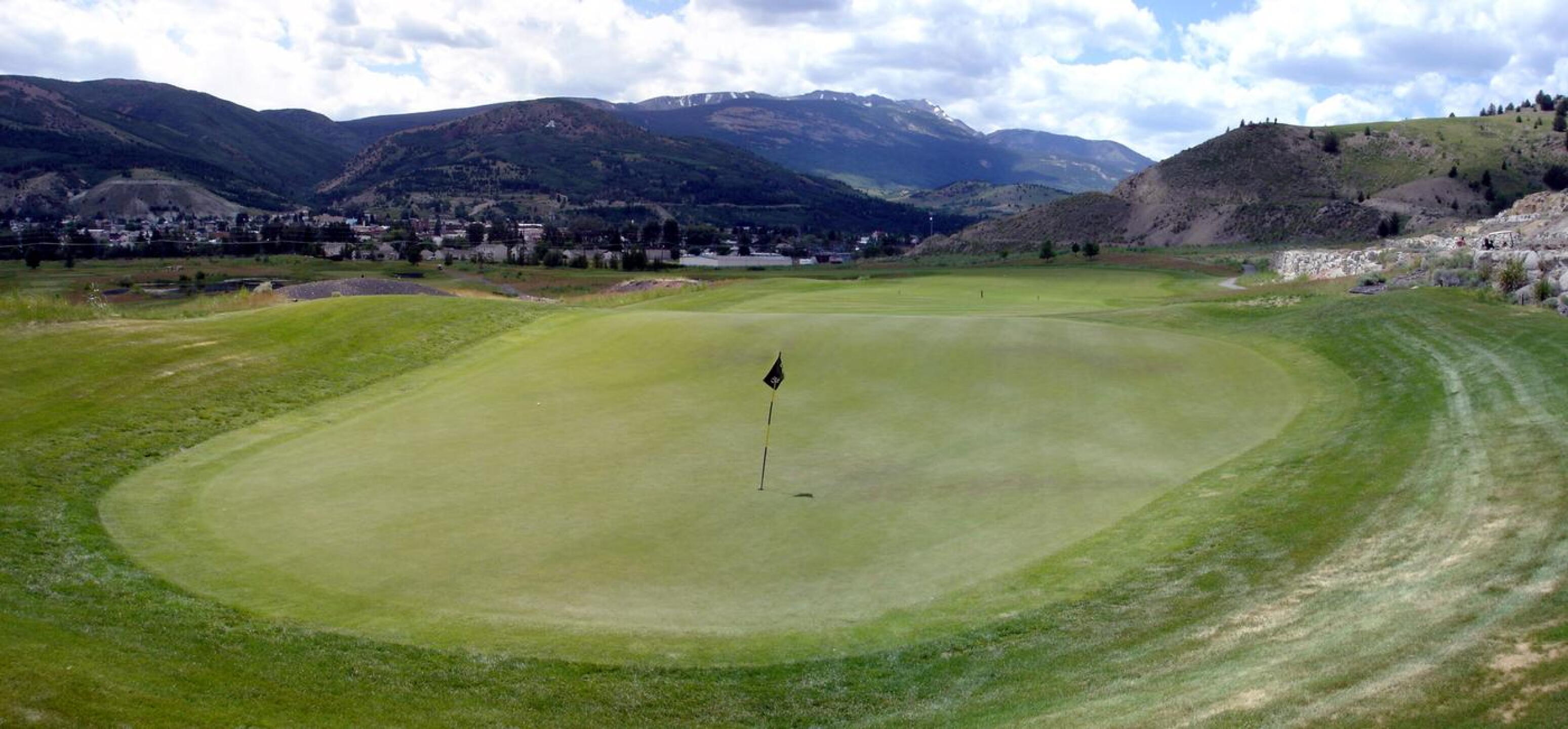 Old Works GC, Hole 3, Par 5, 587 yds (Photo submitted by DYakimec on 03/15/2016)