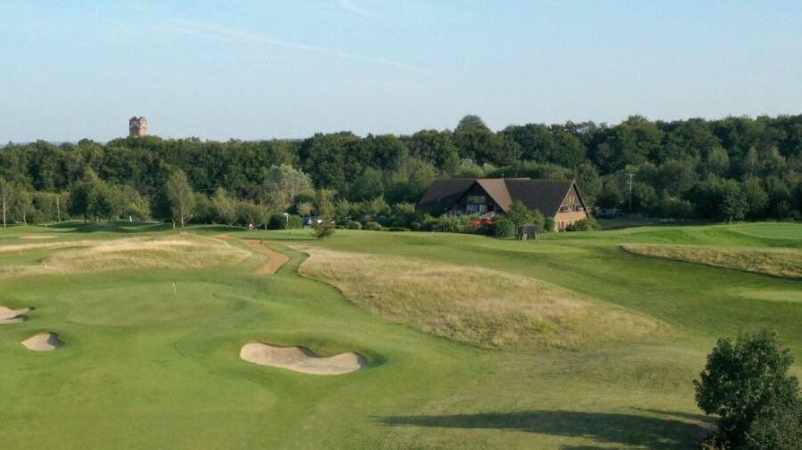 Weybrook Park GC: Clubhouse