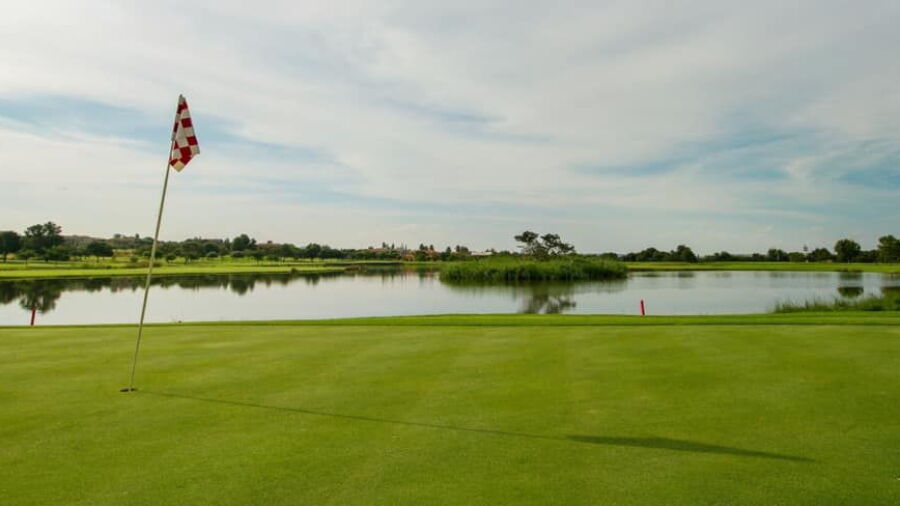 Silver Lakes CC