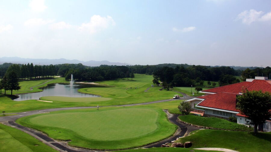 Shizu Hills CC: Clubhouse