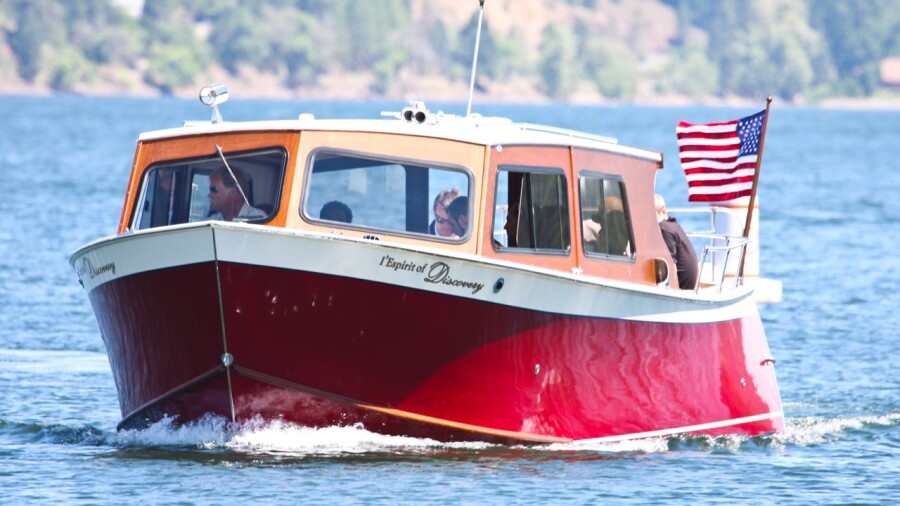 Gozzer Ranch Golf and Lake Club - ferry