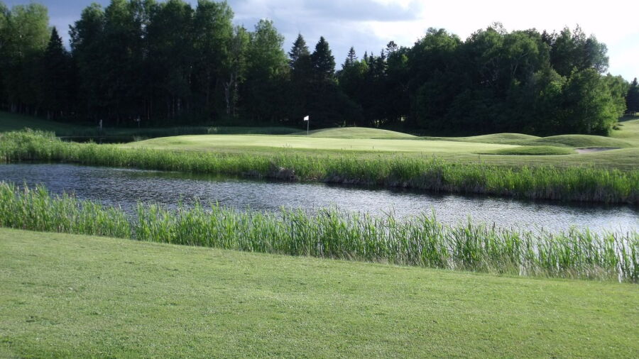 Covered Bridge Golf Club - hole 16