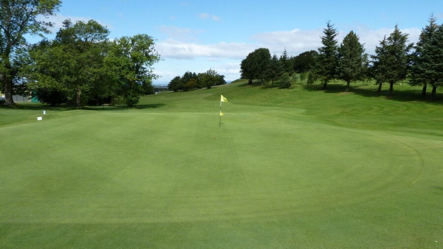 Cathcart Castle GC: 10th green