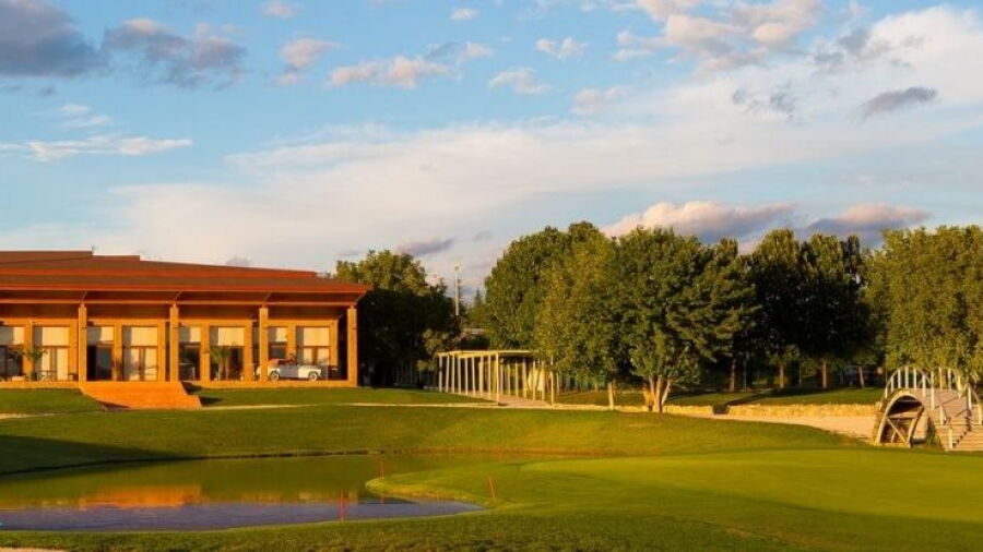Ambasadori Kachreti Golf Resort