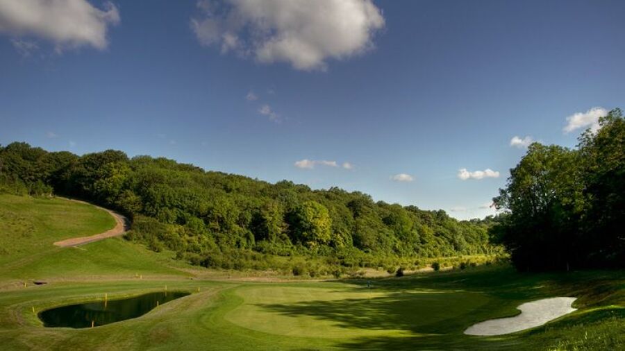 Farleigh GC - Blue: #3