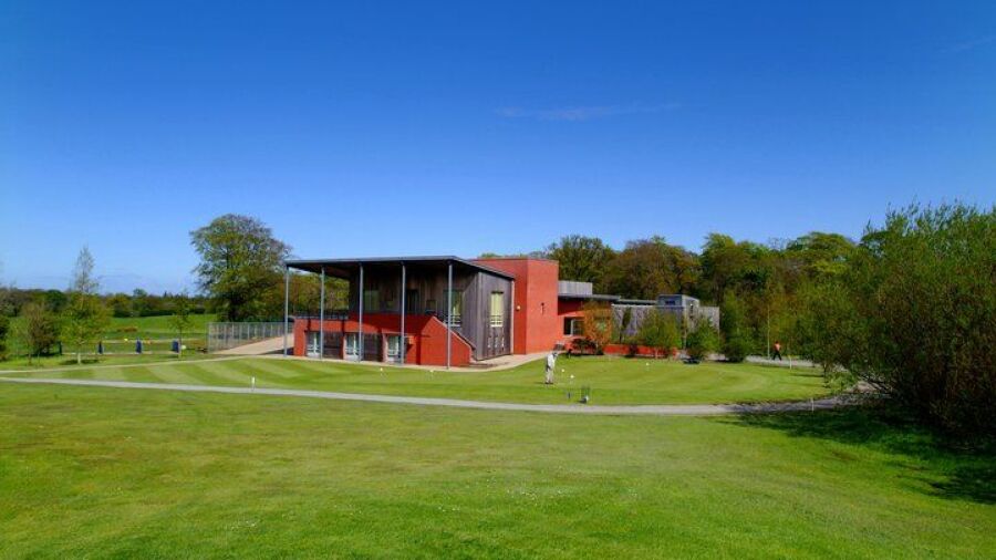 Blackwood Golf Centre: Practice area & clubhouse