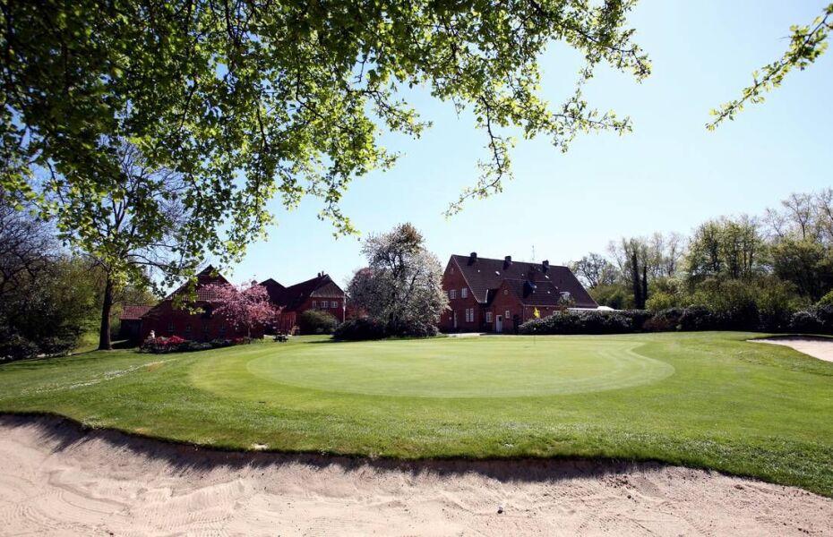 Schloss Breitenburg Golf Club To #39 n Slott Course in Breitenburg Schloss Breitenburg Golf Club To #39 n Slott Course in Breitenburg