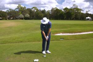 Tour-V Chipping Stance