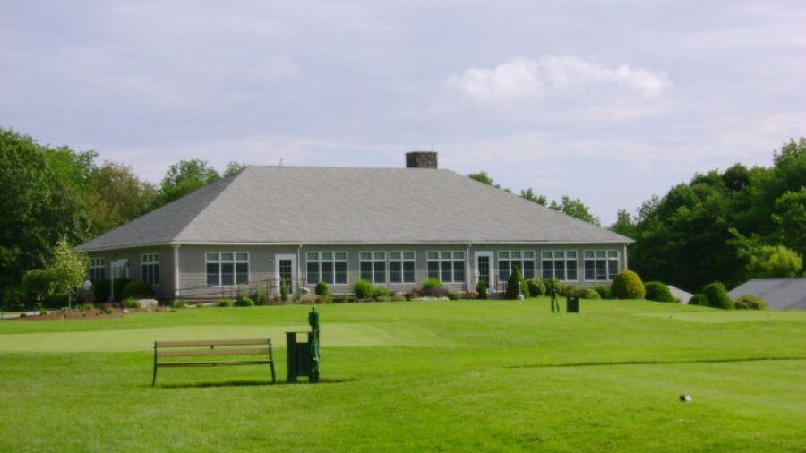 Whitinsville GC: Clubhouse
