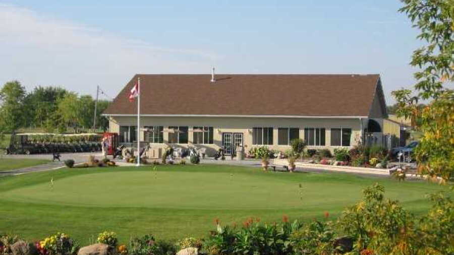 Landings GC: Clubhouse