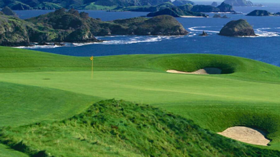 Kauri Cliffs GC & Lodge