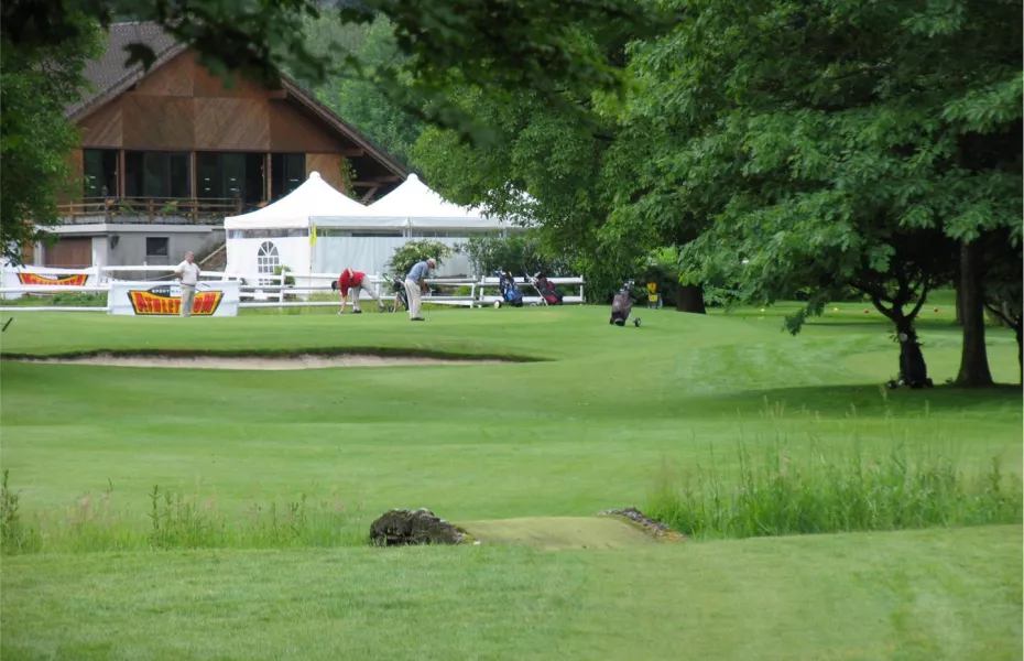 Les Coullaux GC: Clubhouse