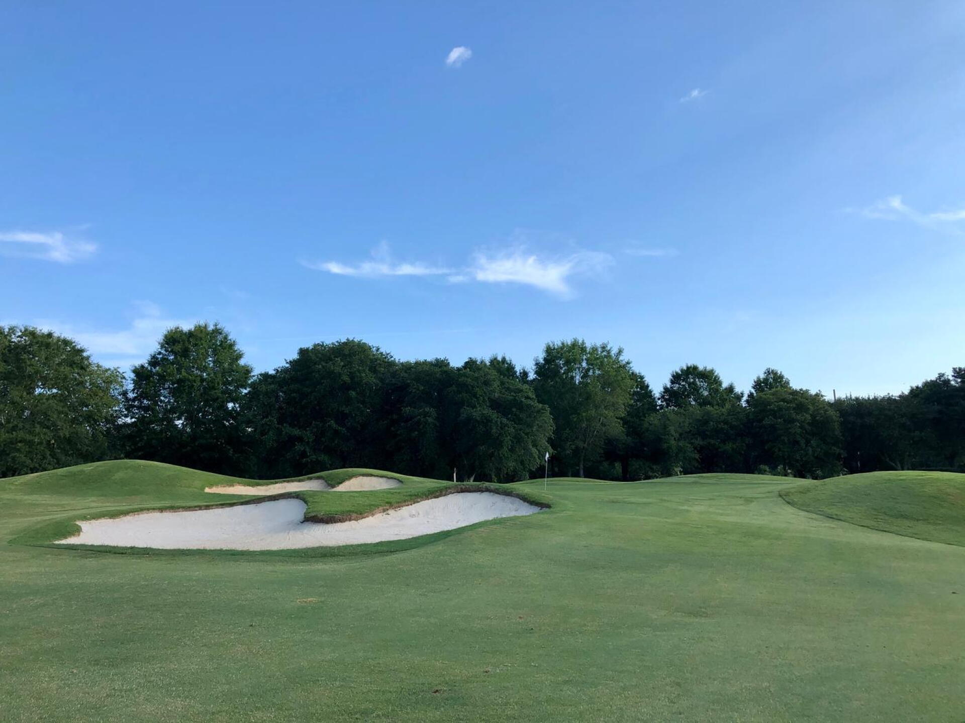 Approach view par-5 first hole (Photo submitted by BrandonWebb on 06/16/2020)