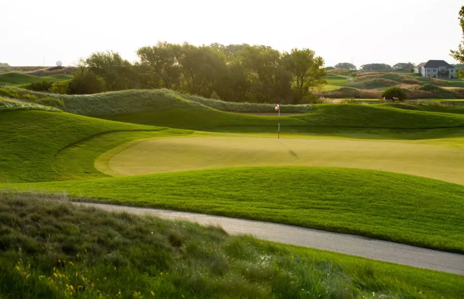 The Club At Strawberry Creek