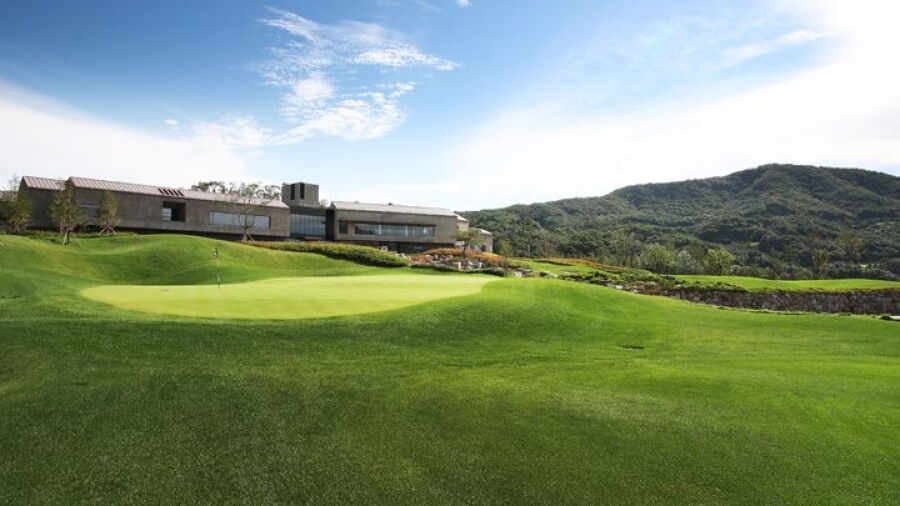 360º CC: Clubhouse