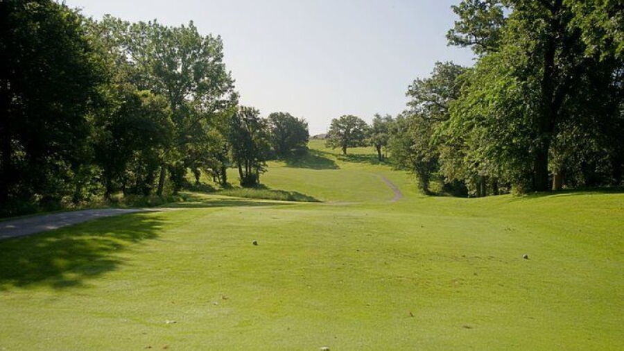 Bay Hills GC: #8