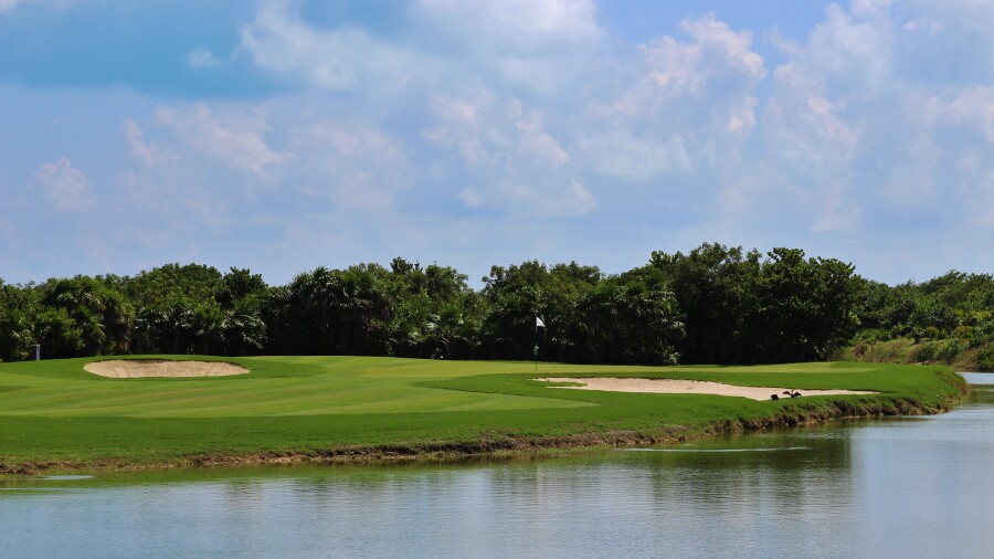 Playa Mujeres golf course - hole 11