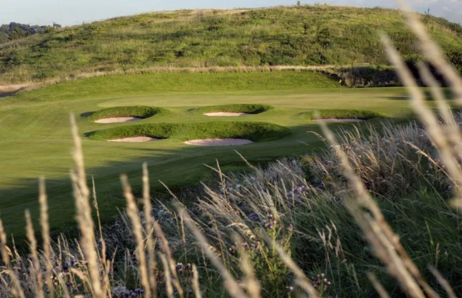 Oaks at Mollington bunkers