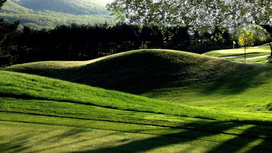 Centre Hills CC