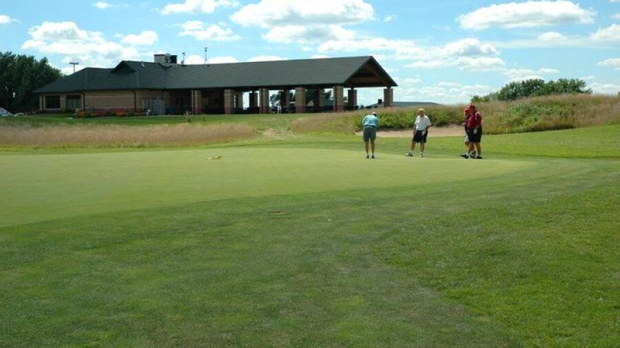 Red Tail Run GC: Clubhouse