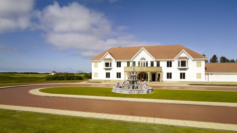 Clubhouse - Trump Turnberry golf course