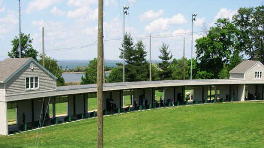 Glen Cove GC: Driving range