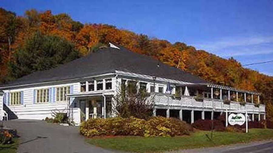 Catskill GC: Clubhouse