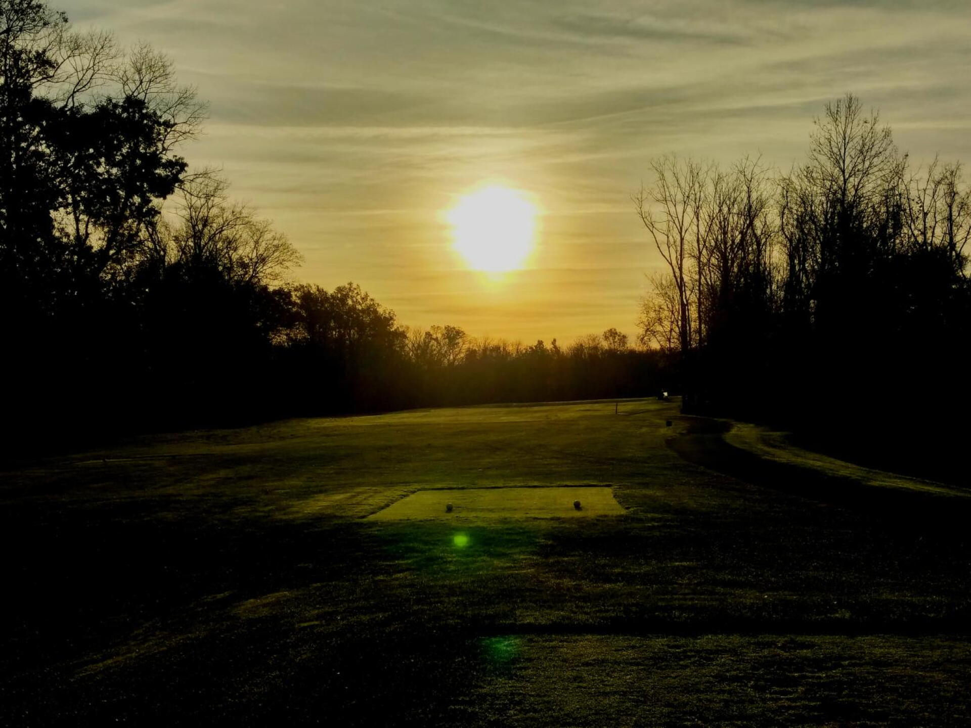 Sunset 3rd hole (Photo submitted by sixeagles on 12/26/2019)