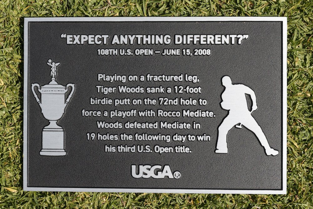Torrey Pines South - Tiger Woods plaque