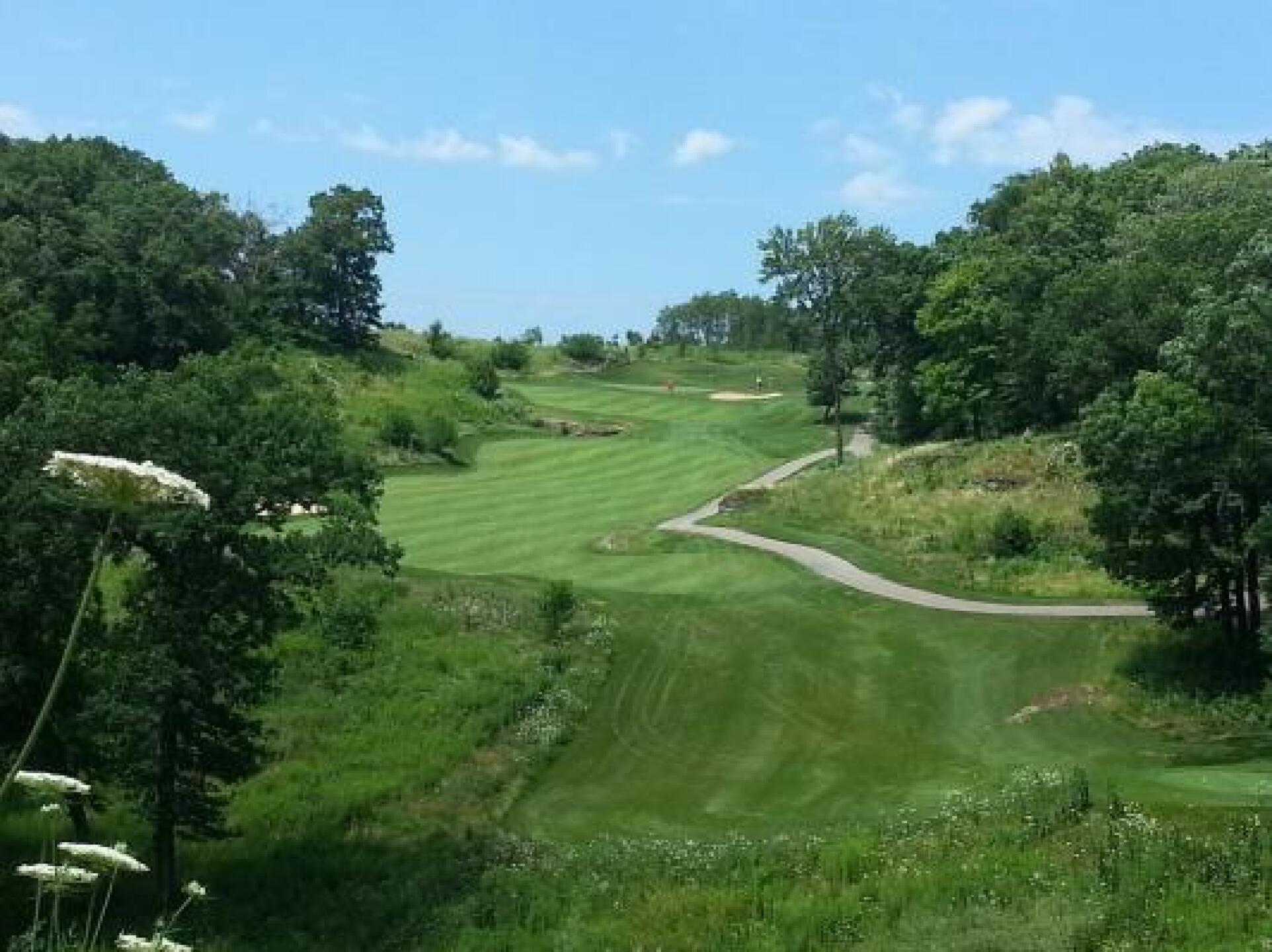 Hole 17 All up hill (Photo submitted by dallasr21 on 07/20/2013)