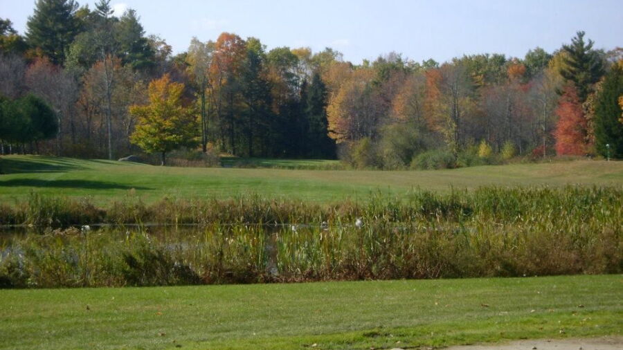 Apple Hill GC - 18-hole
