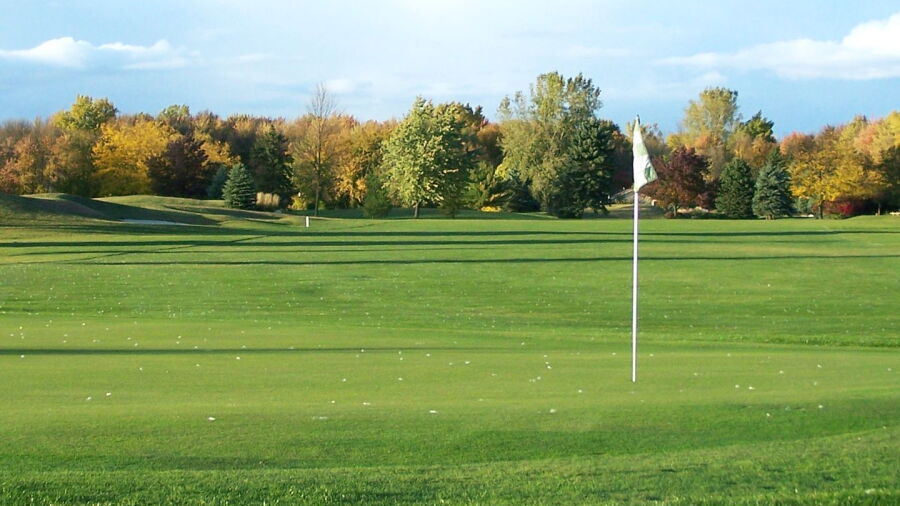West at Maple Leaf GC: #1