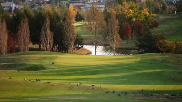 Gungahlin Lakes GC