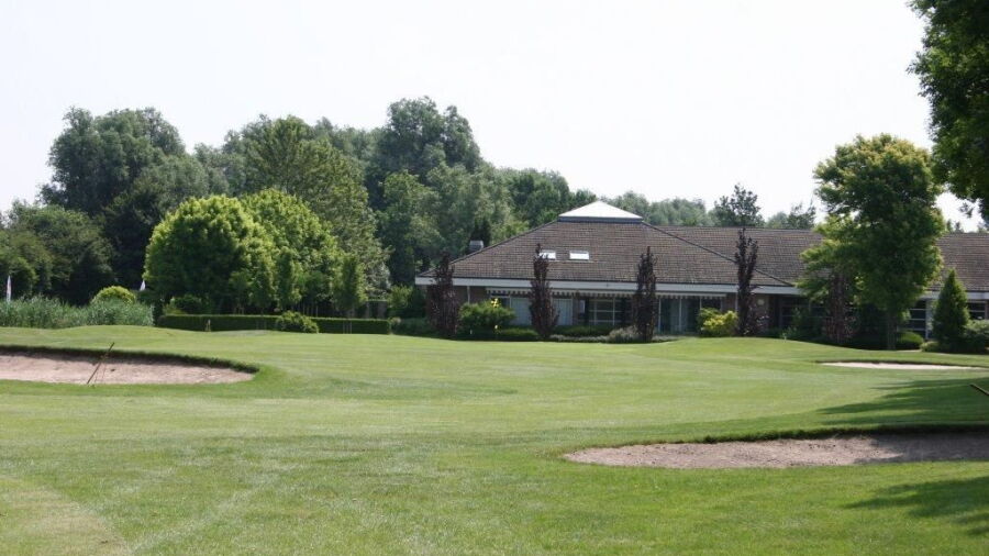 Rhoon Golf Center: Clubhouse