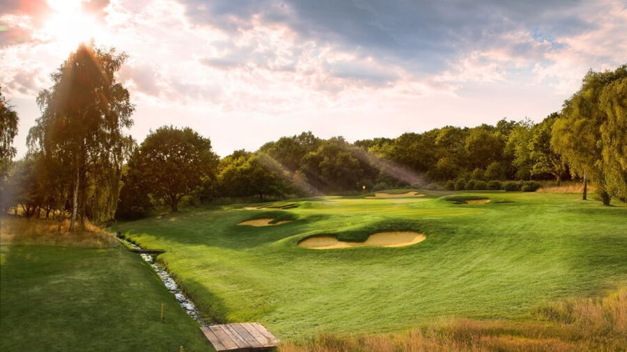17th at Hadley Wood GC