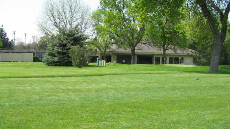 Cottonwood CC: clubhouse