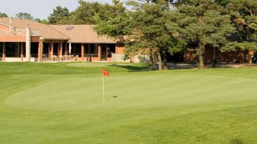 Maple City CC: Clubhouse