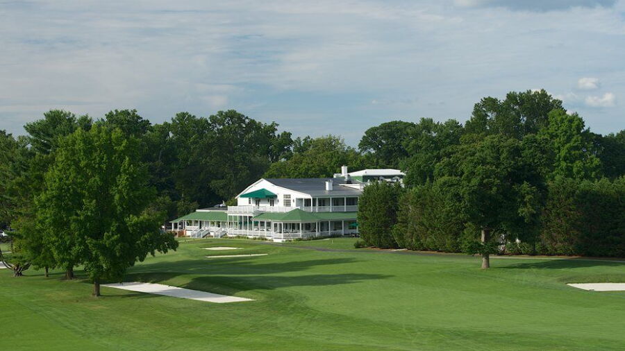 Elkridge Club: Clubhouse