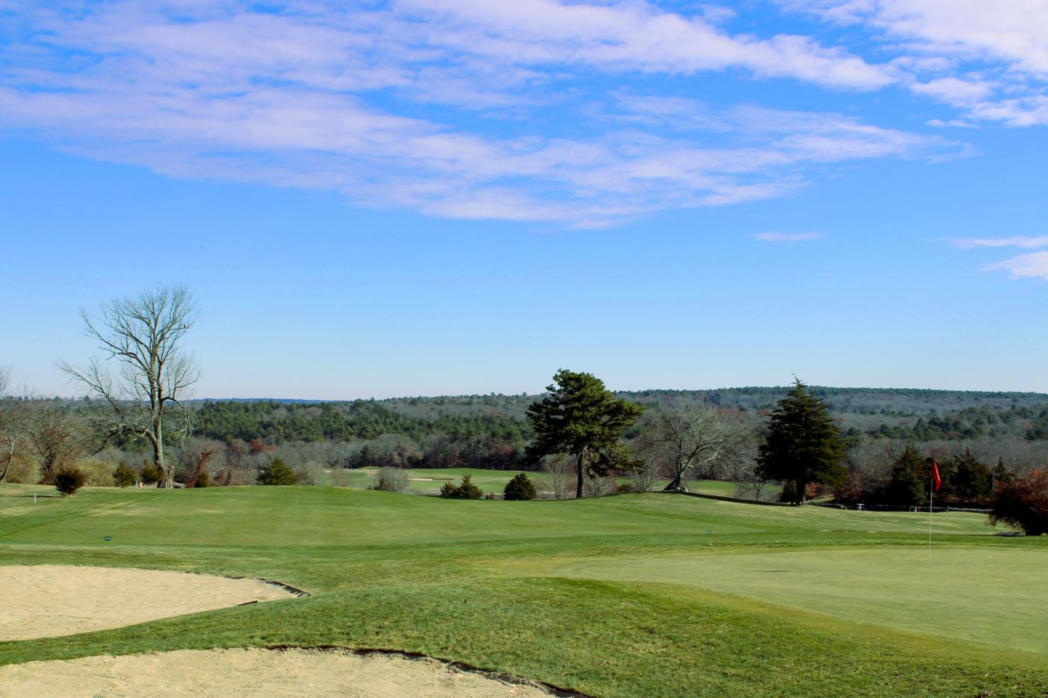 The tenth: Classic uphill par-5. The fairway weaves around several obstacles that are best avoided. (Photo submitted by AptlyLinked on 11/23/2024)