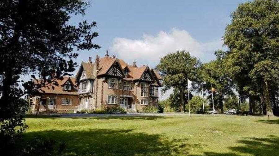 Mont Garni GC: Clubhouse
