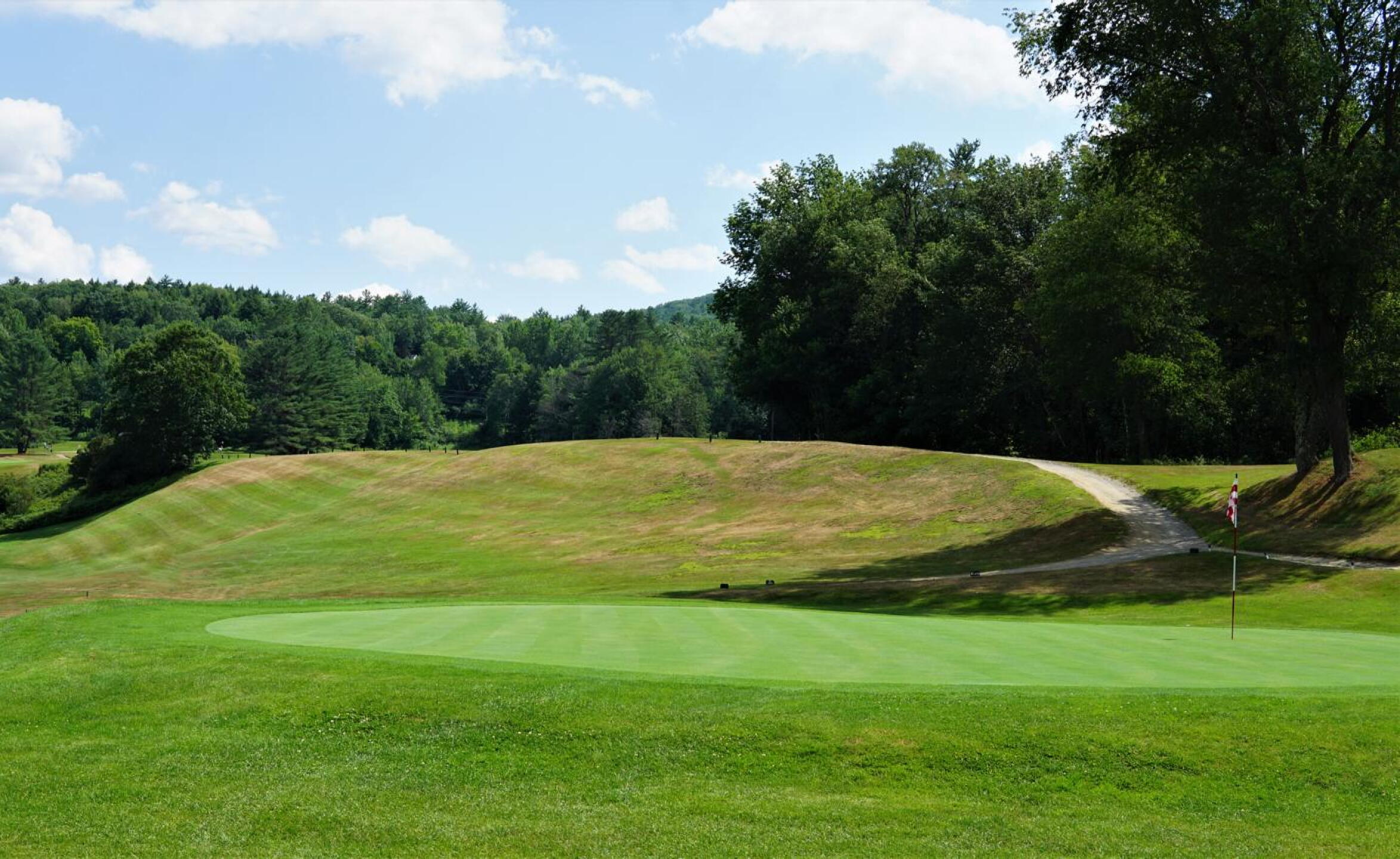 Behind green six: The same hole that also features what is likely to be a blind approach shot, for many, to the downhill green. (Photo submitted by AptlyLinked on 07/21/2022)